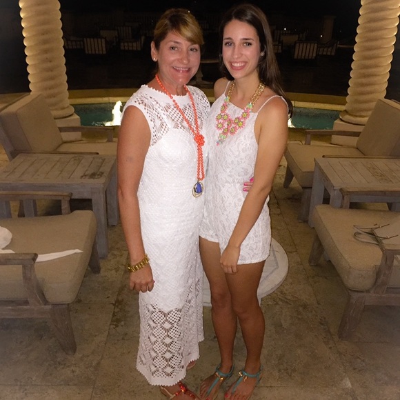 Lace romper - Picture 3 of 3